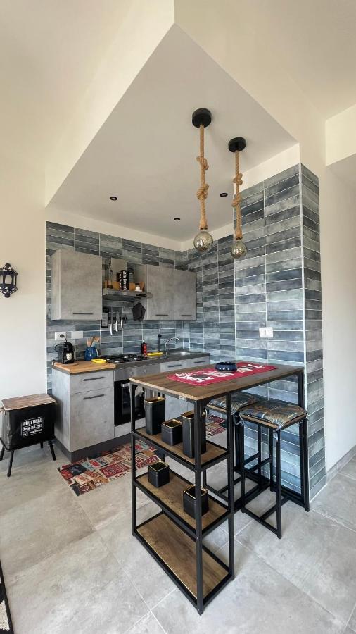 Koru House Torvaianica Villa Bagian luar foto